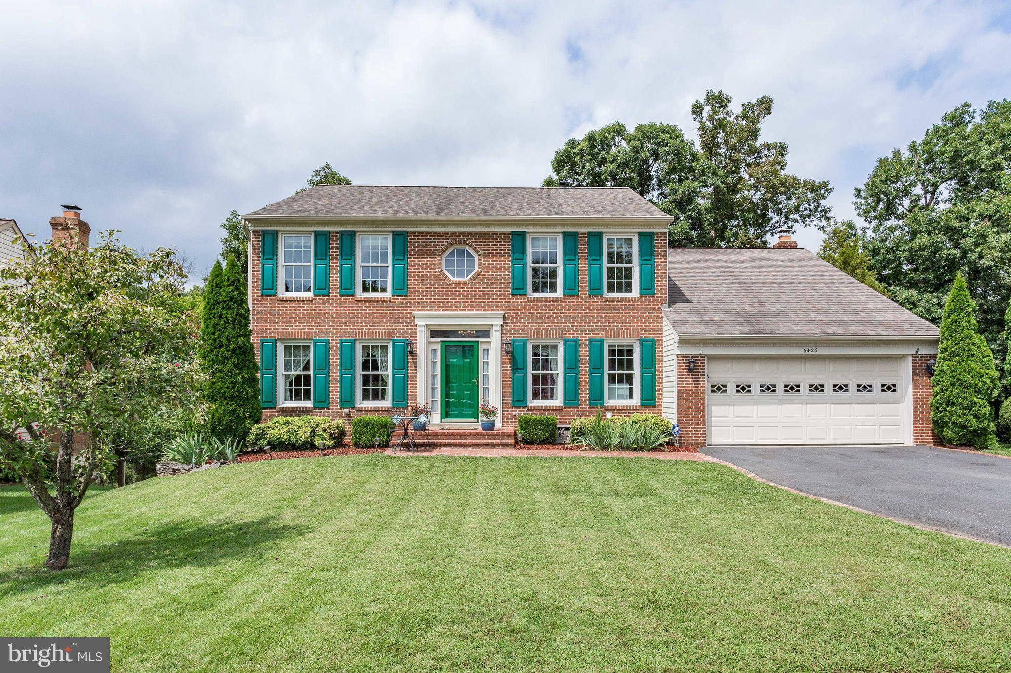 Clifton, VA 20124,6422 SPRINGHOUSE CIR