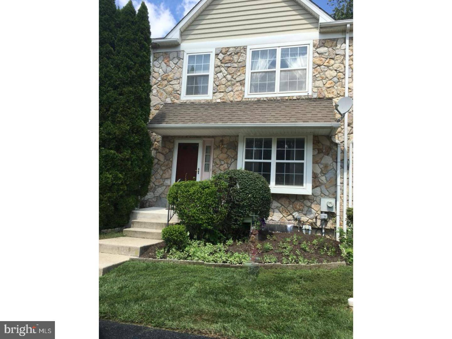 Aston, PA 19014,4318 SOMERSET LN