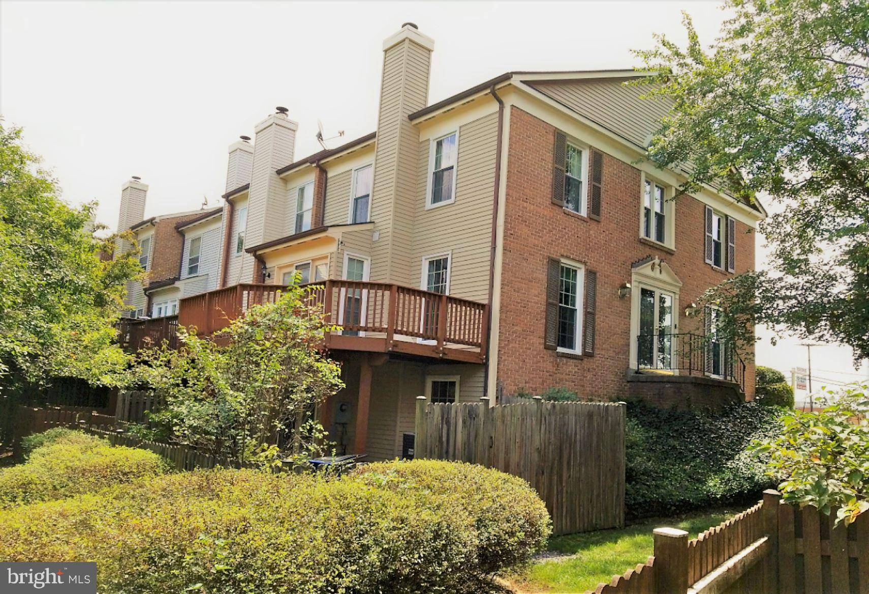 Alexandria, VA 22310,5818 APSLEY HOUSE CT