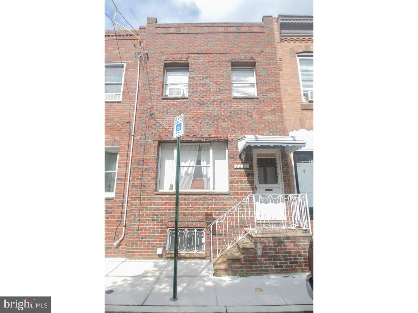 Philadelphia, PA 19145,2226 S BANCROFT ST