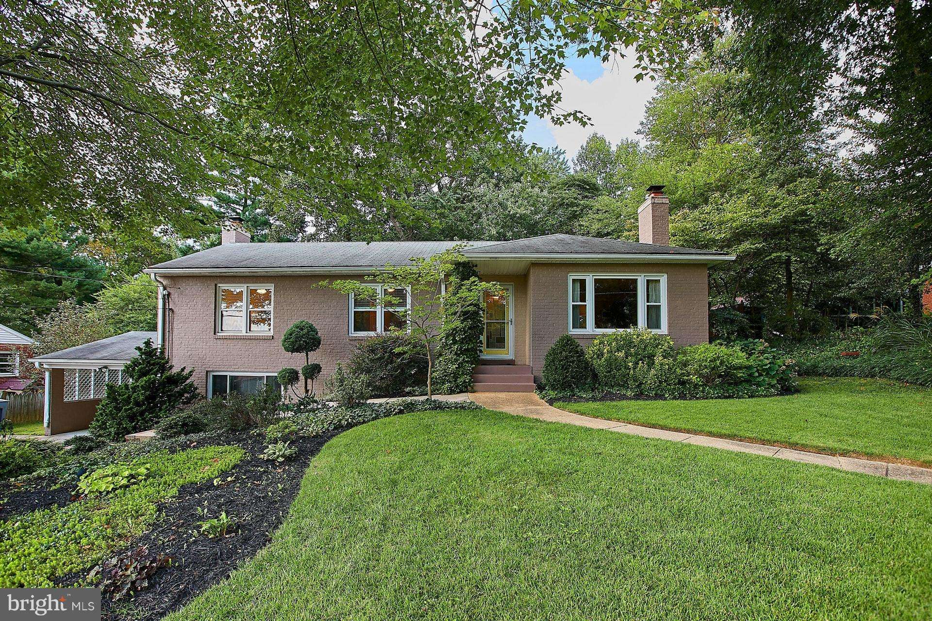 Falls Church, VA 22044,3250 PEACE VALLEY LN