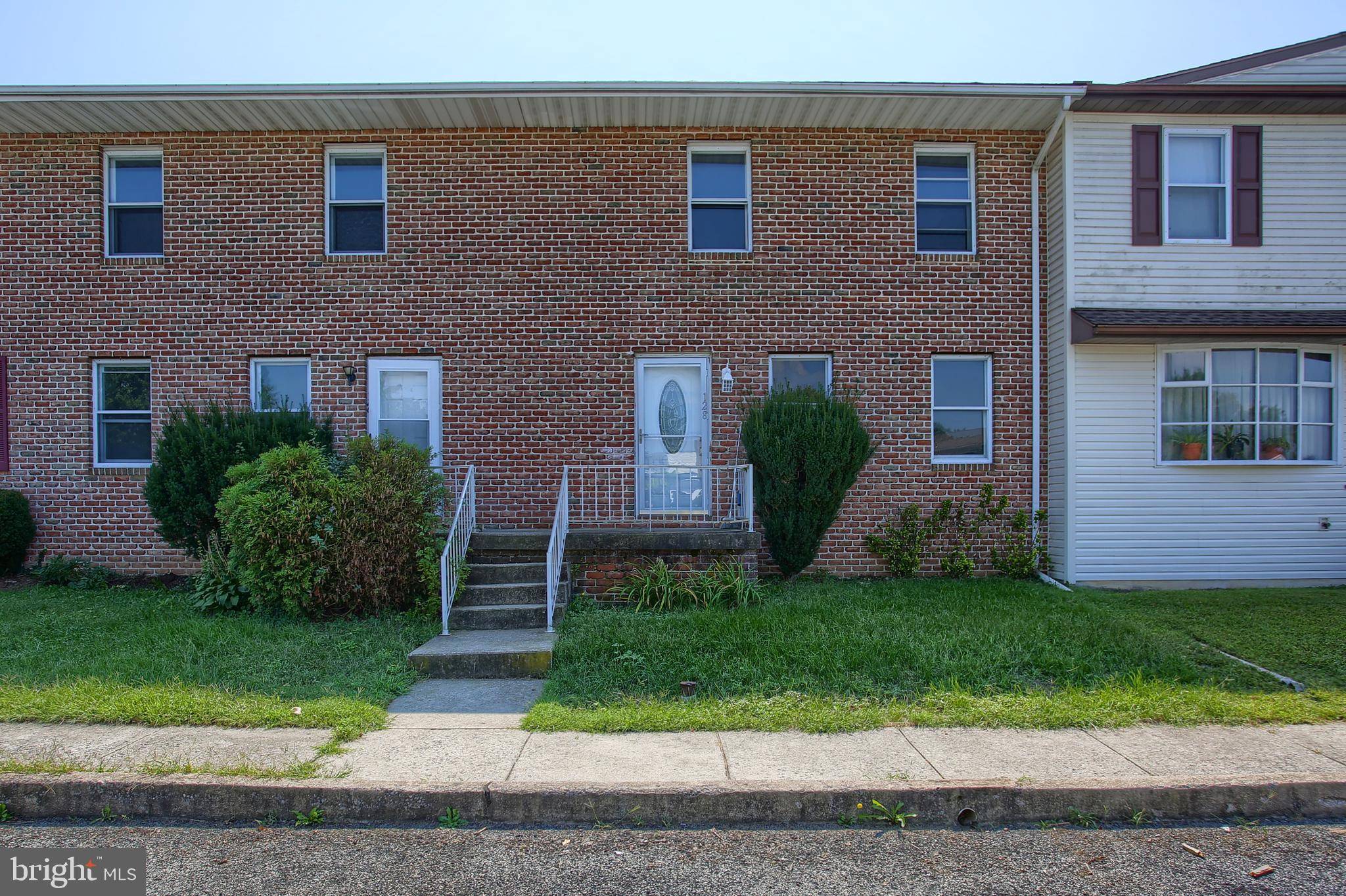 Carlisle, PA 17013,128 VIRGINIA AVE