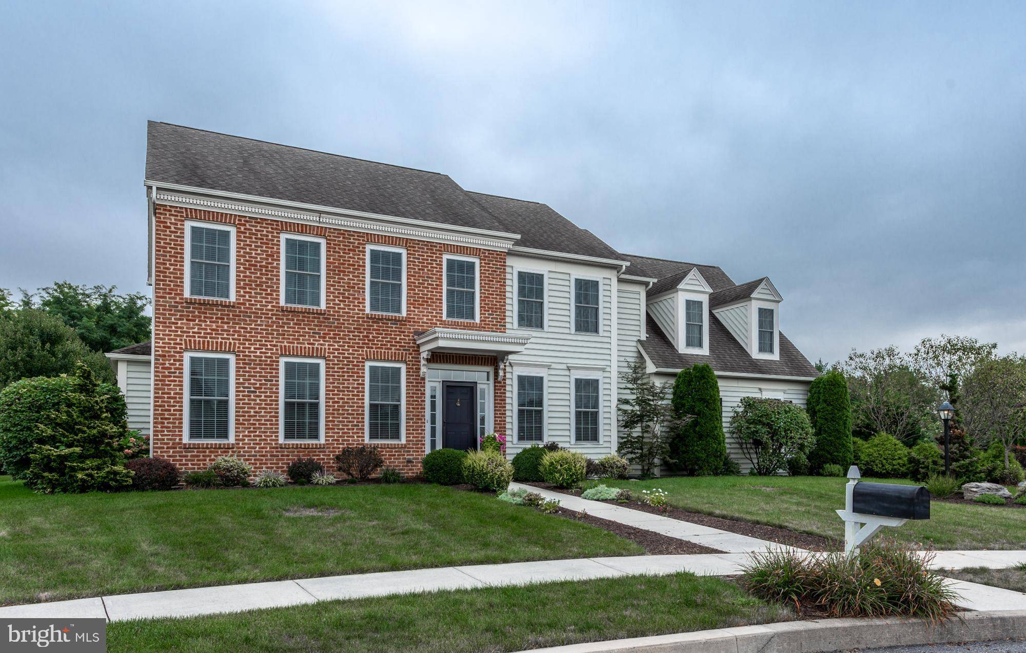 Mechanicsburg, PA 17050,212 SAINT JAMES CT