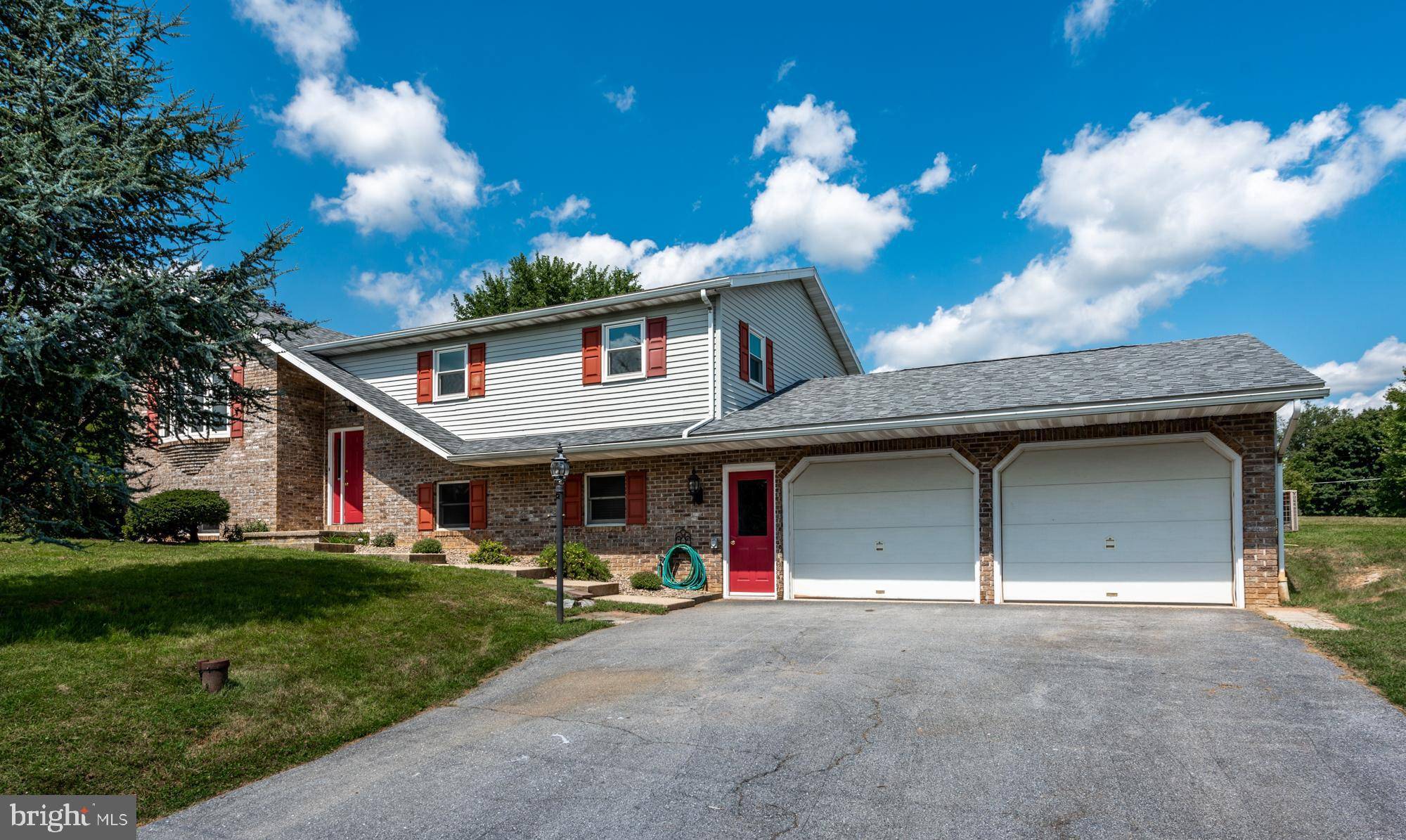 Womelsdorf, PA 19567,3907 CONRAD WEISER PARKWAY