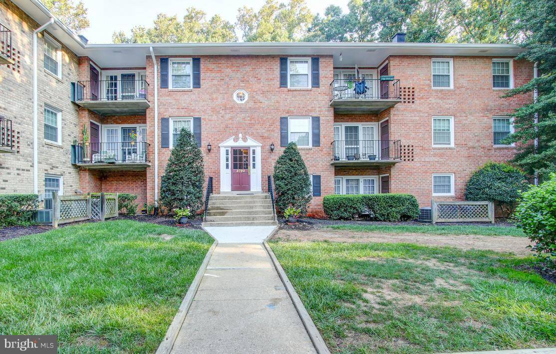 Fairfax, VA 22031,3790 LYNDHURST DR #101