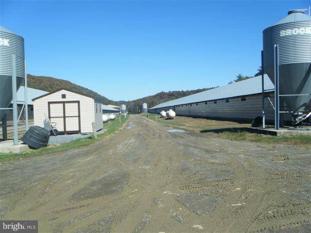 Sugar Grove, WV 26815,176 SHENANDOAH MOUNTAIN LN