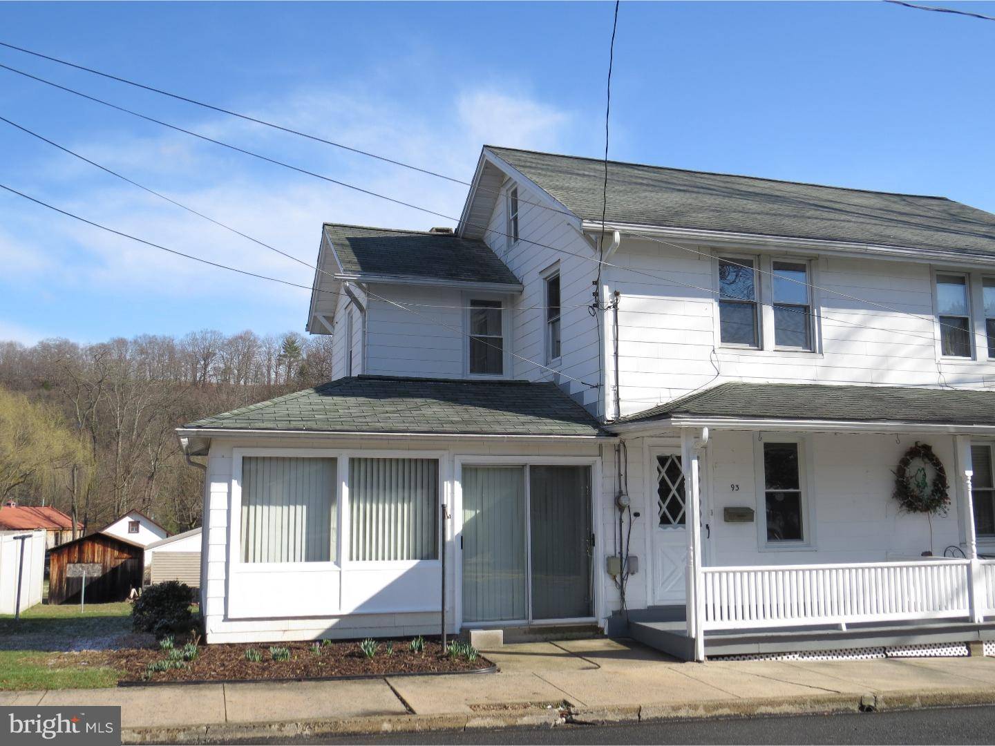 Pine Grove, PA 17963,93 MIFFLIN ST