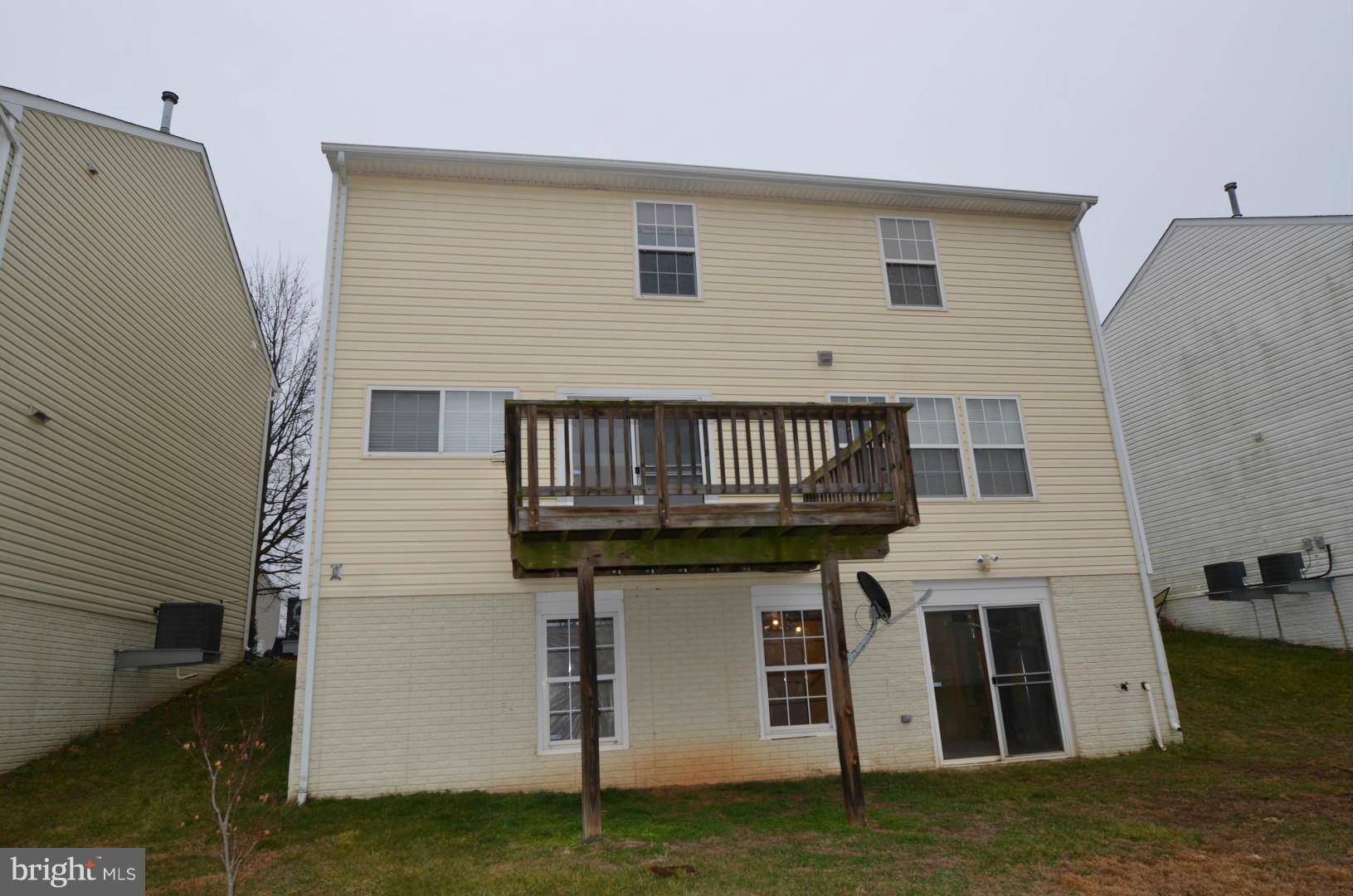 Culpeper, VA 22701,793 HOLLY LEAF RD