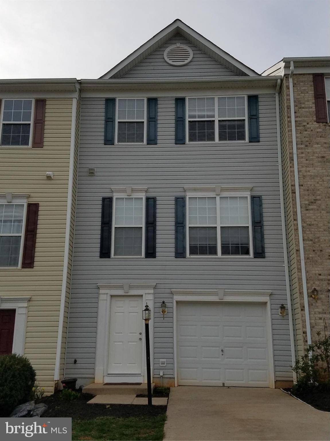 Culpeper, VA 22701,924 PERSIMMON PL