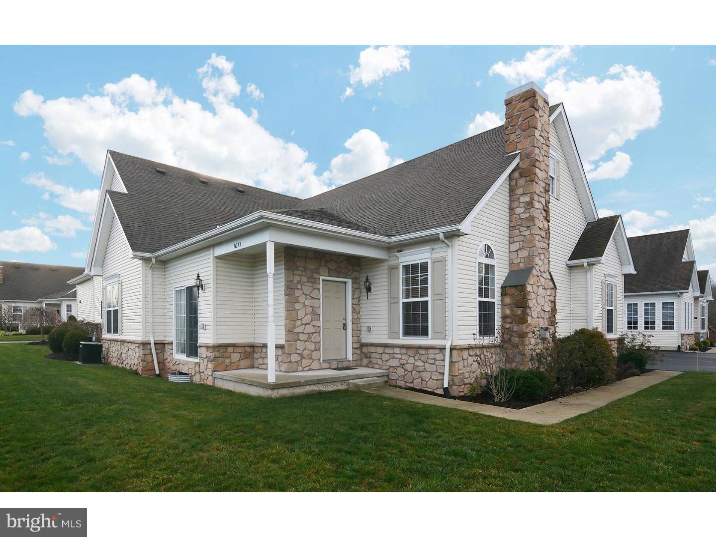 Pennsburg, PA 18073,1071 BURGUNDY CIR