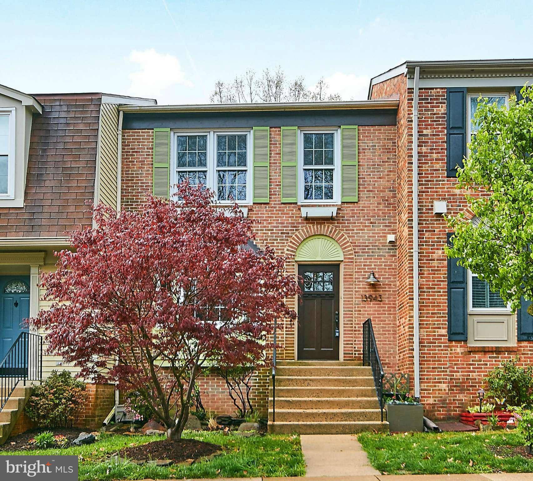 Centreville, VA 20121,13943 WATER POND CT