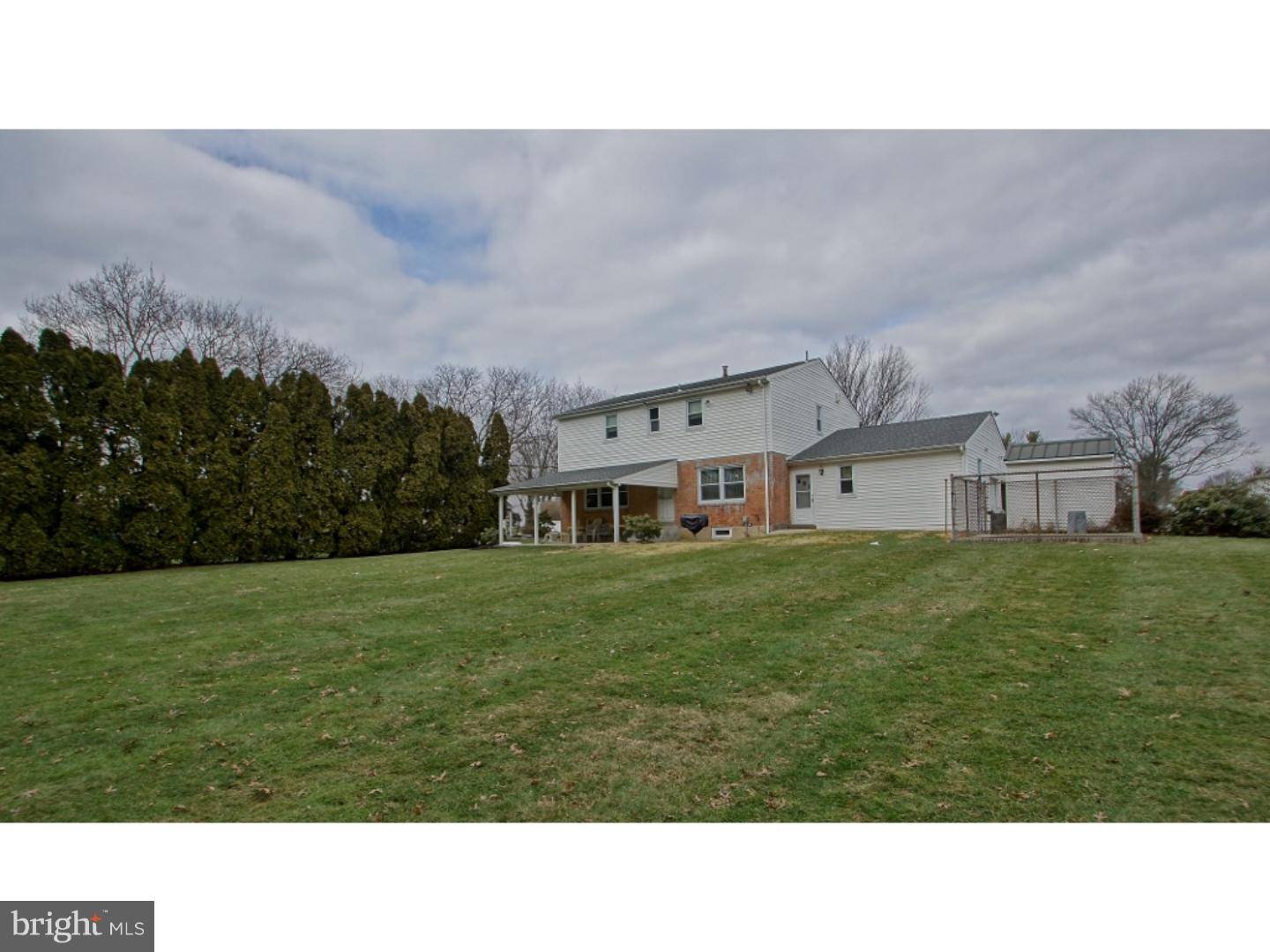 Huntingdon Valley, PA 19006,986 WARFIELD LN