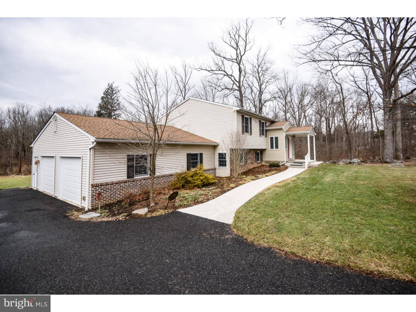 Green Lane, PA 18054,2033 PERKIOMENVILLE RD