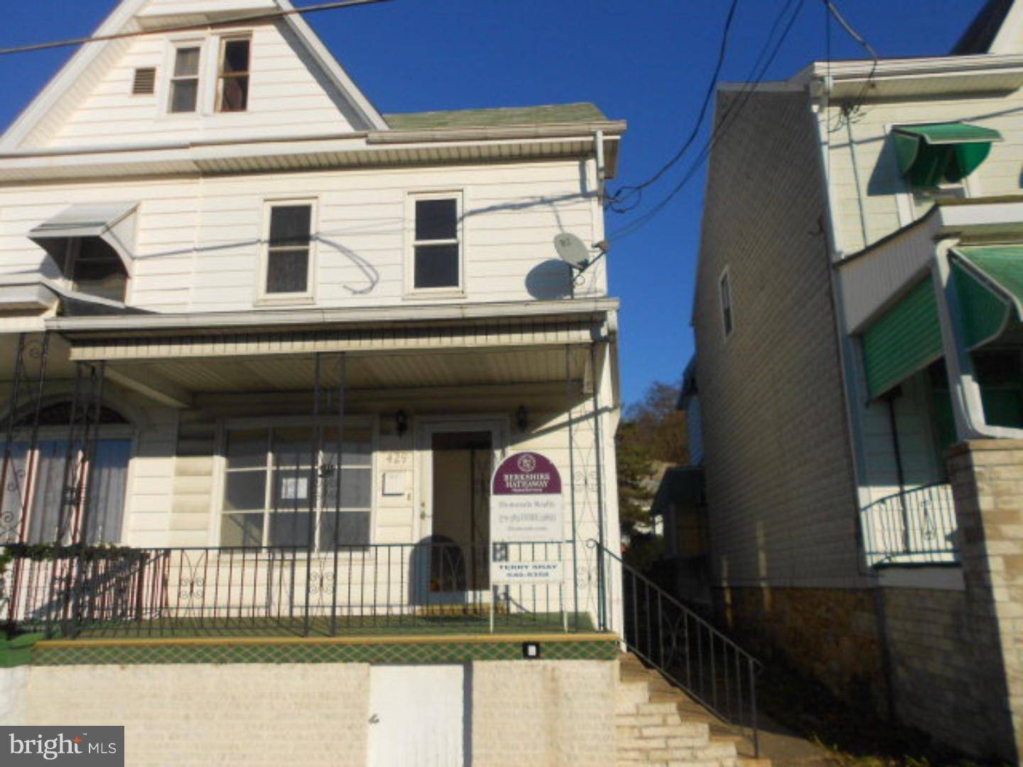 Mount Carmel, PA 17851,429 S HICKORY ST