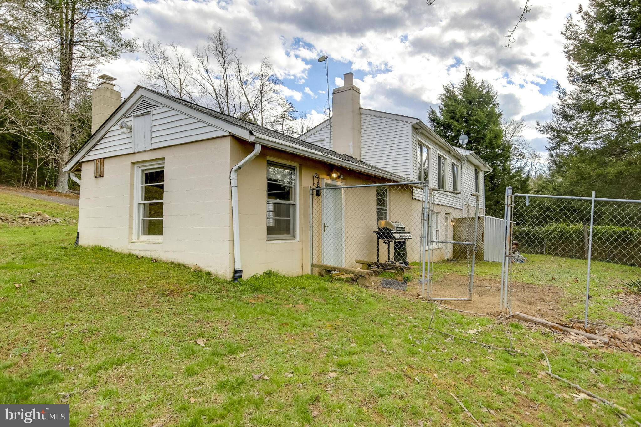 Rixeyville, VA 22737,7460 MORDIWOLL LN