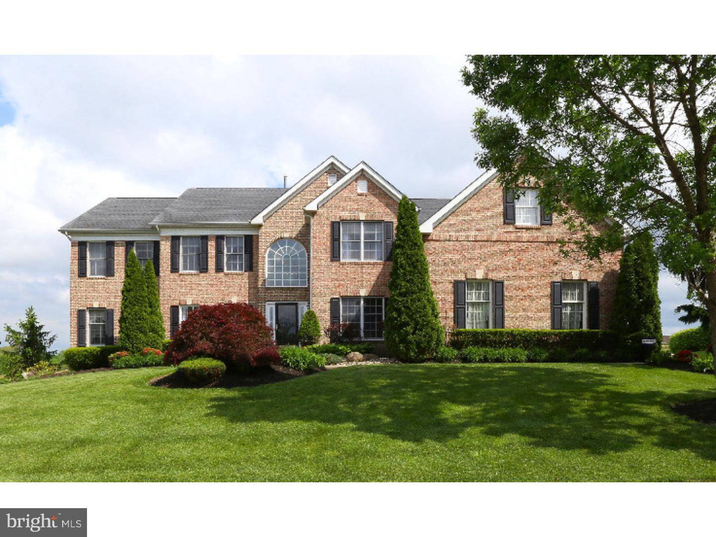 Moorestown, NJ 08057,124 OAKMONT DR