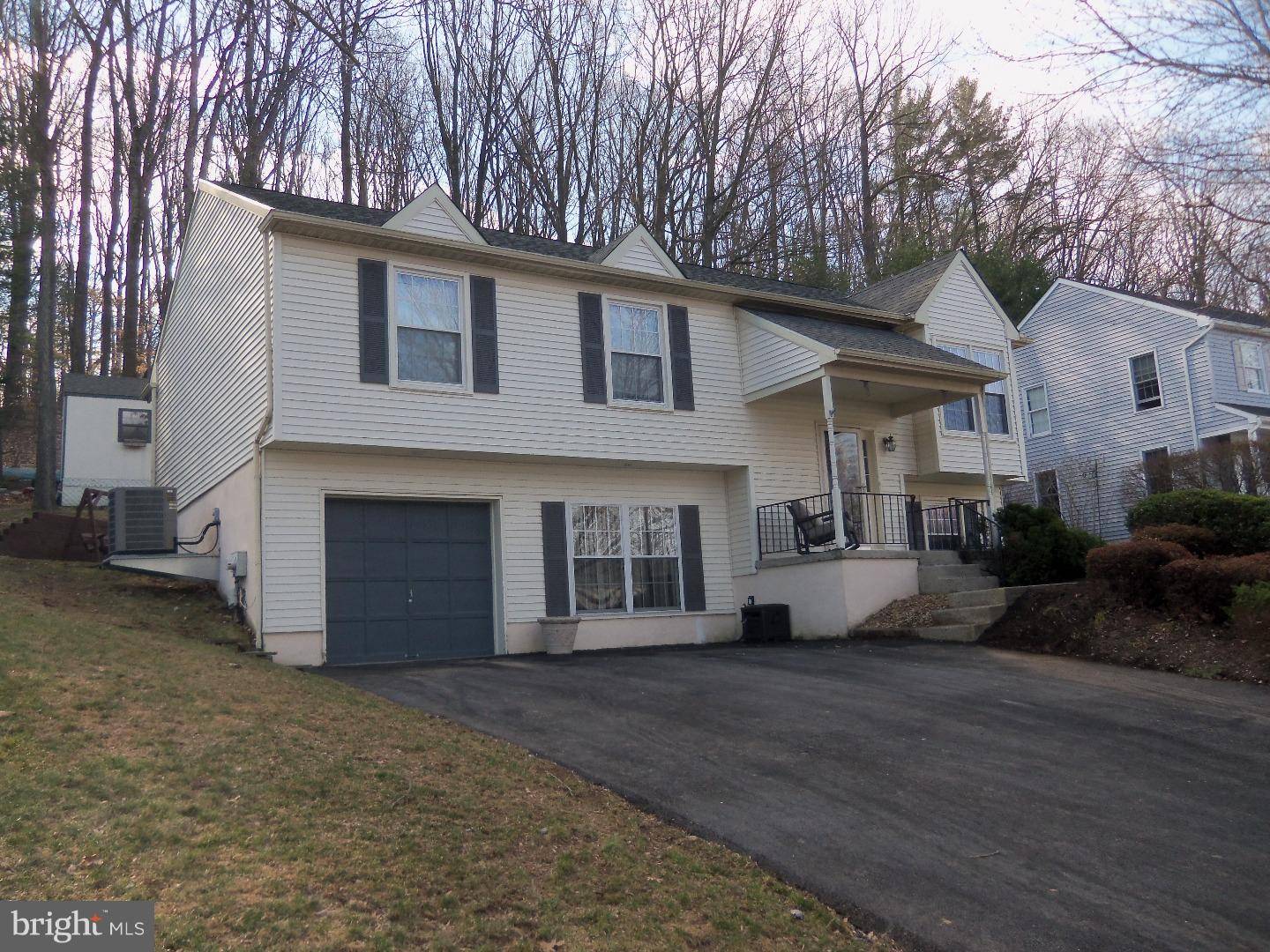 West Chester, PA 19380,42 SHEFFIELD LN