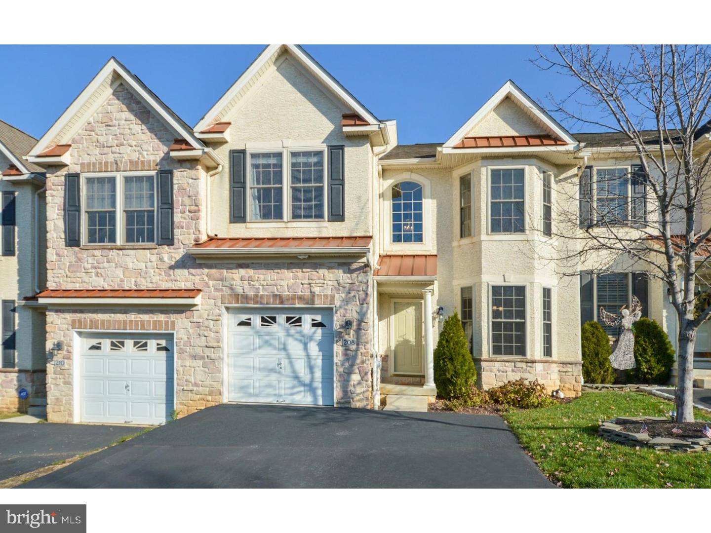 Conshohocken, PA 19428,208 CLUBHOUSE CT