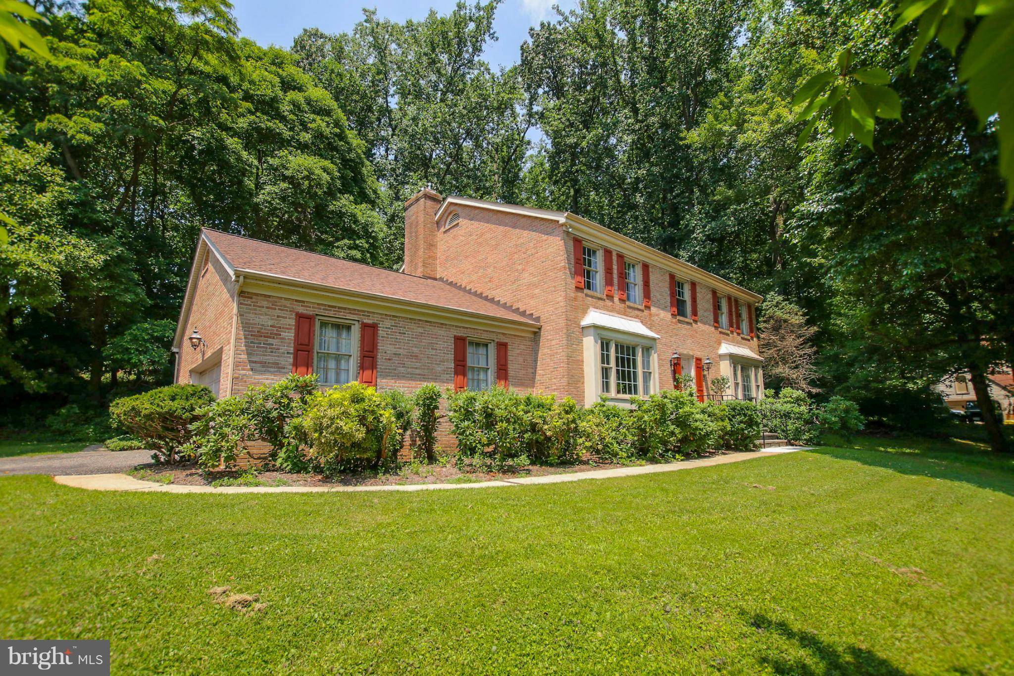 Glen Arm, MD 21057,2 WINEBERRY CT