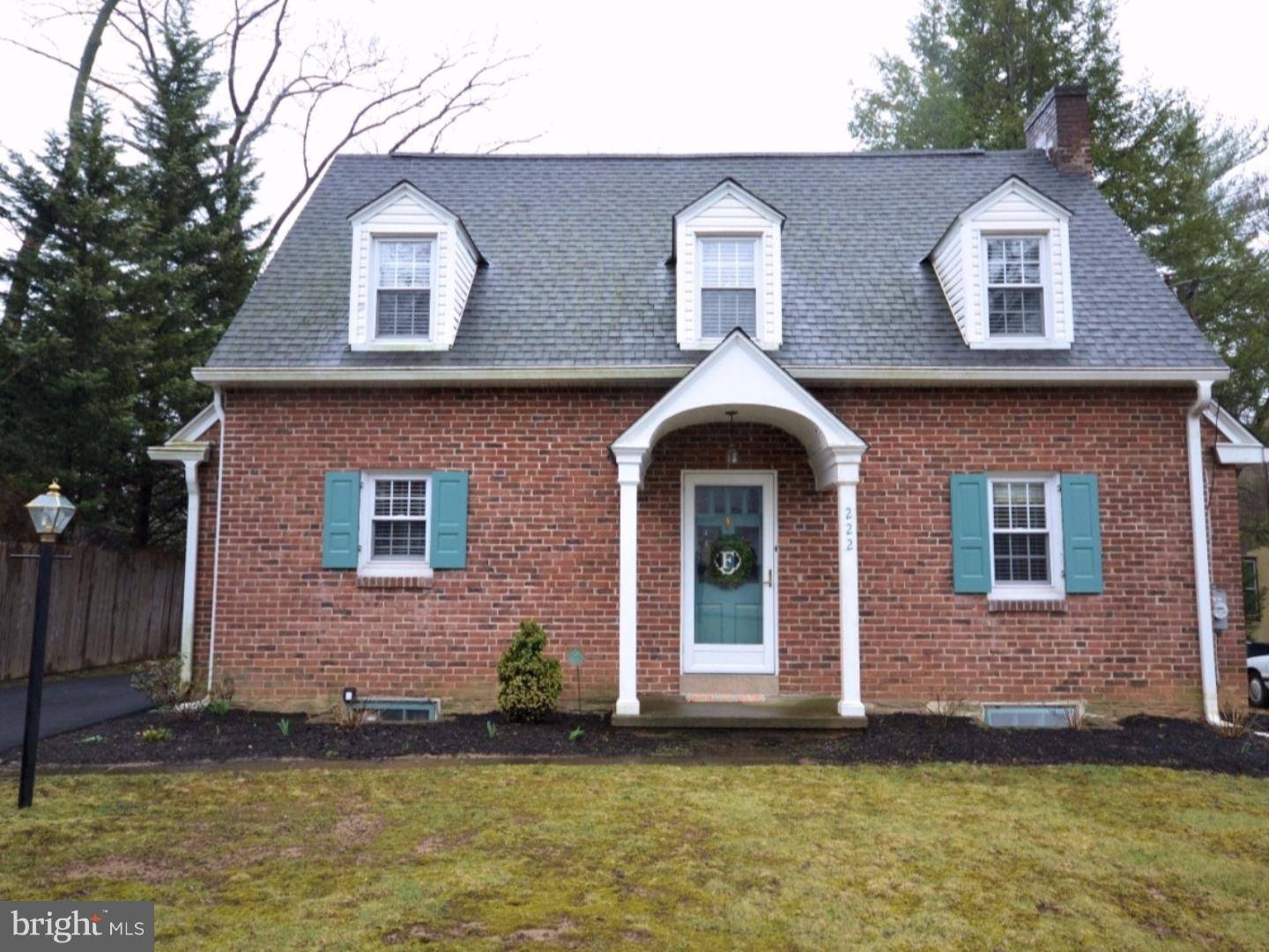 Oreland, PA 19075,222 APEL AVE