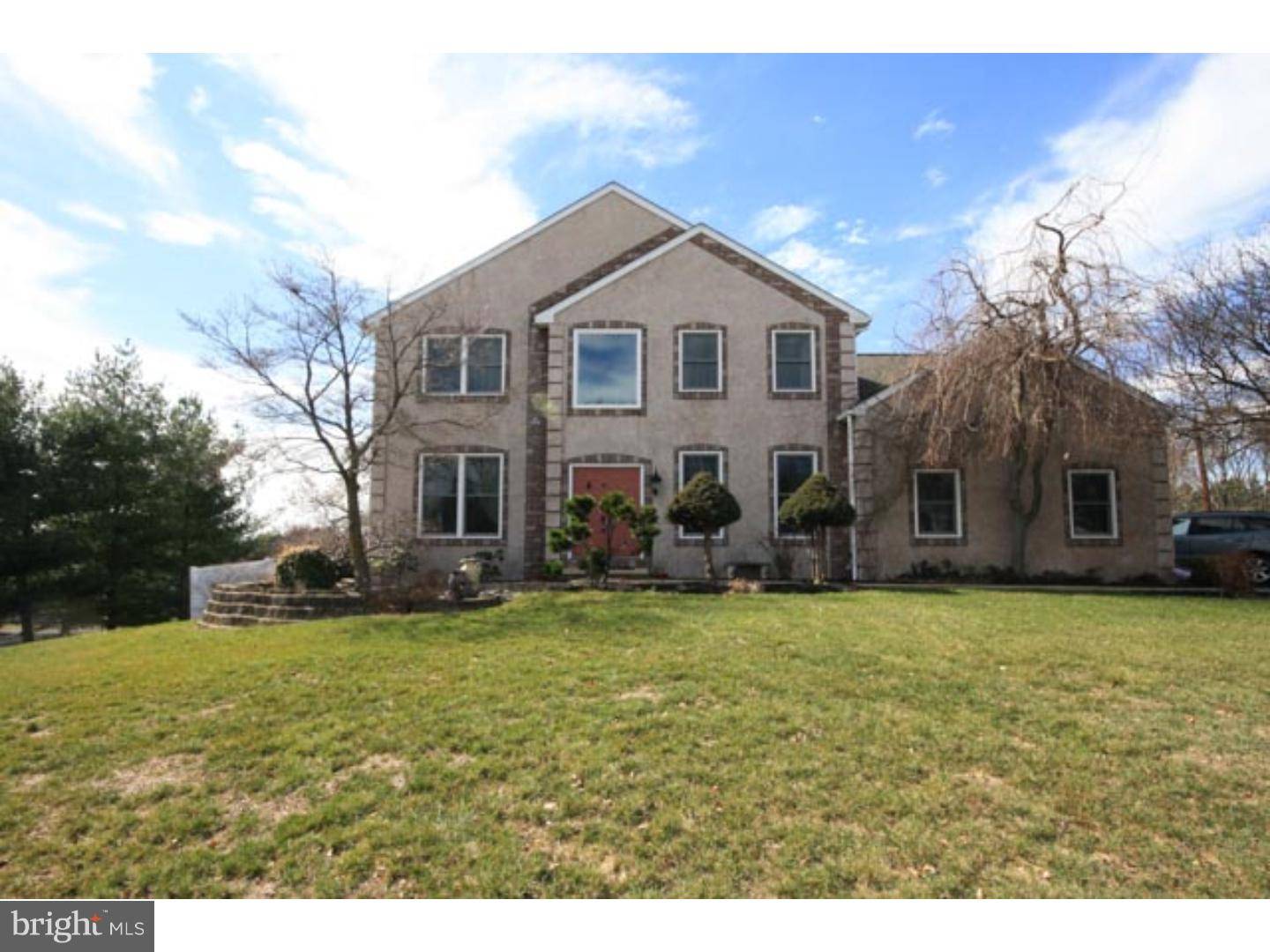 Huntingdon Valley, PA 19006,4 LORI LN