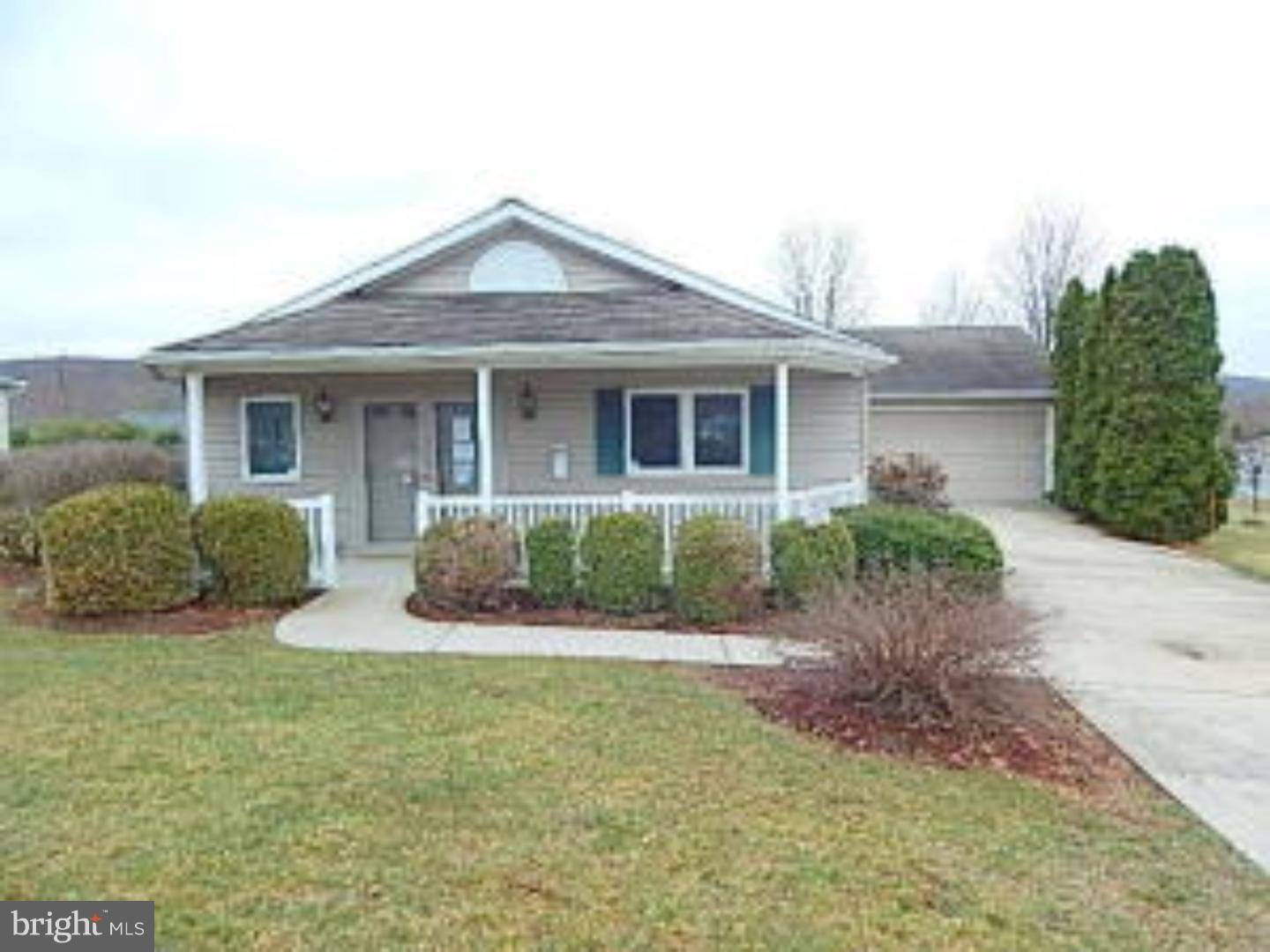 Pine Grove, PA 17963,505 HONEYSUCKLE CT