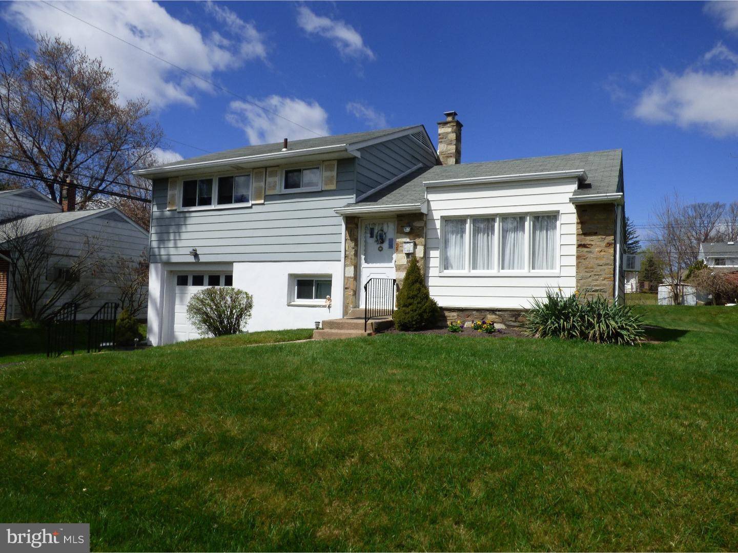 Roslyn, PA 19001,1452 DORIS RD