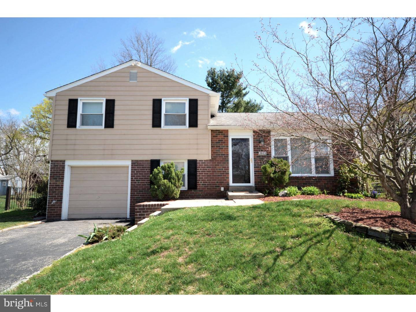 East Norriton, PA 19403,2922 MICHELE DR