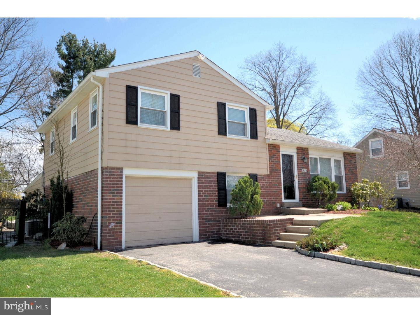 East Norriton, PA 19403,2922 MICHELE DR