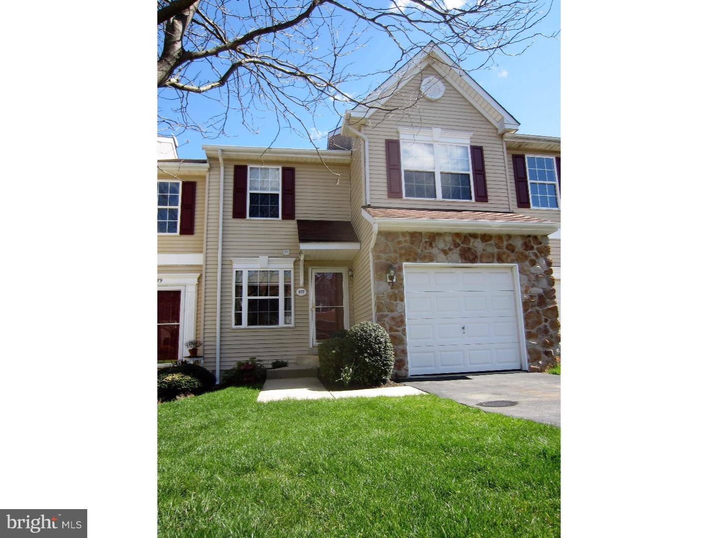 Royersford, PA 19468,977 KATIE CIR