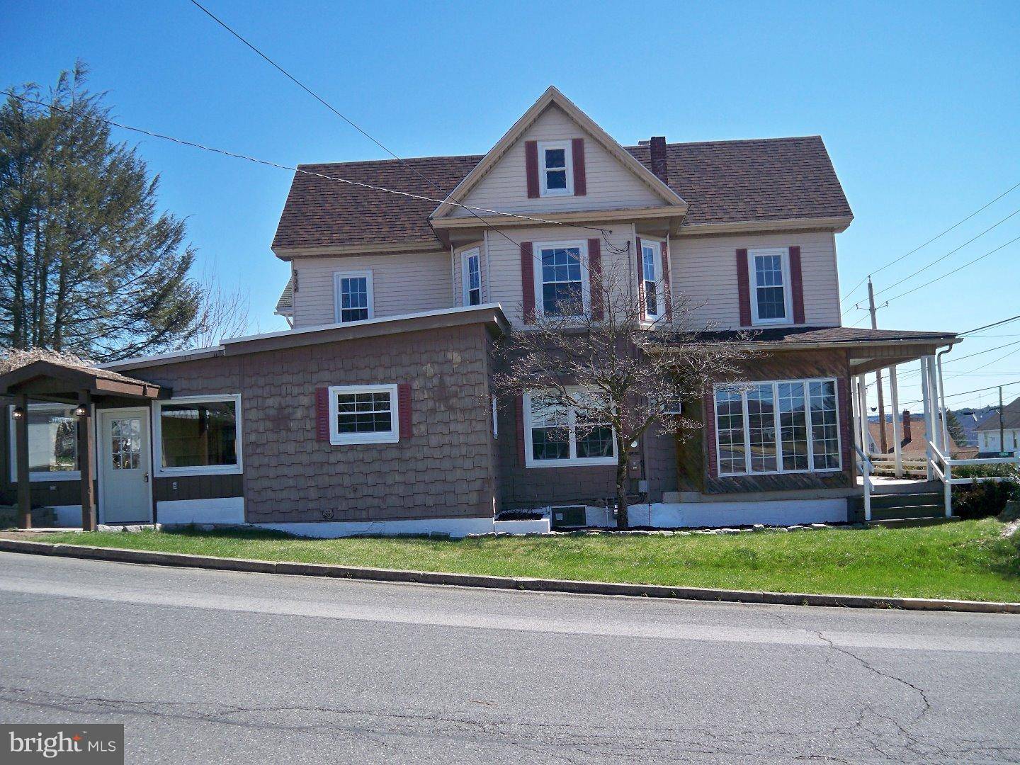 Lehighton, PA 18235,755 COAL ST