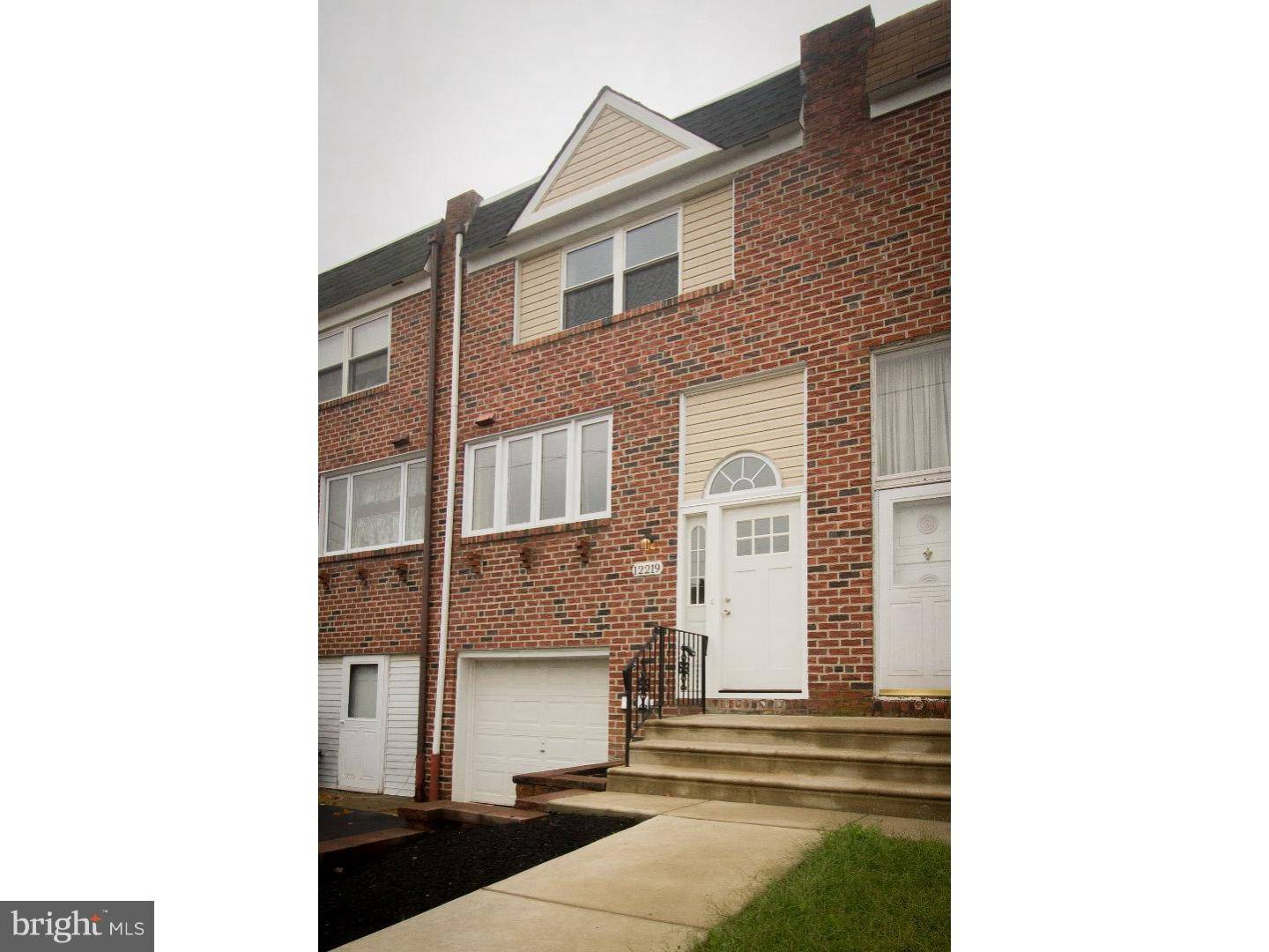 Philadelphia, PA 19154,12219 SWEET BRIAR RD