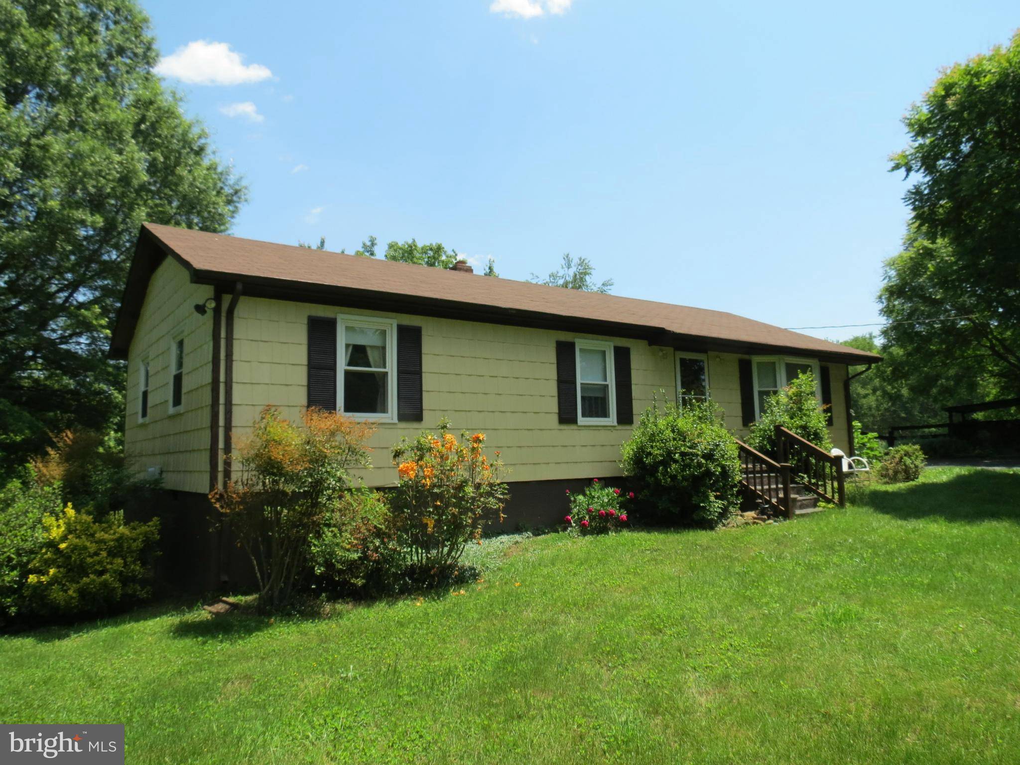 Rixeyville, VA 22737,9527 EGGBORNSVILLE RD