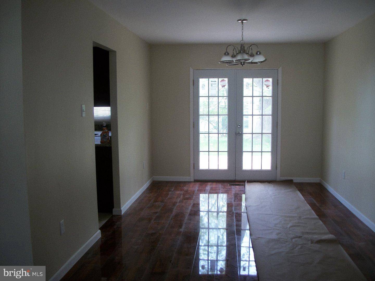 Willingboro, NJ 08046,16 EDDINGTON LN