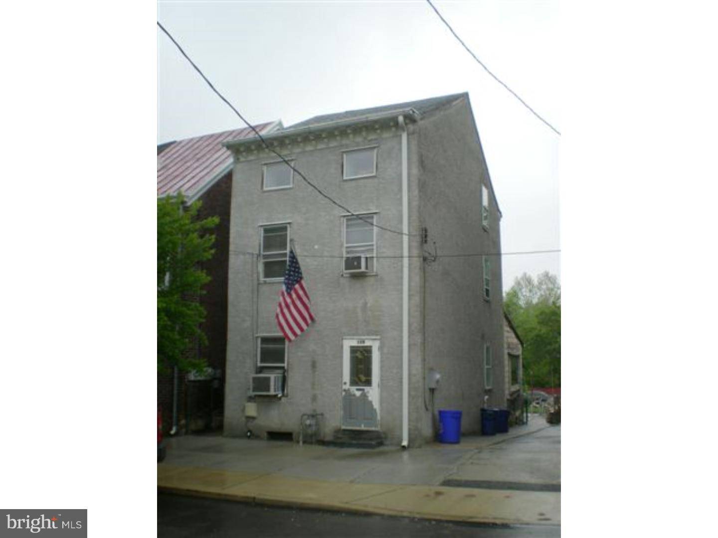 Conshohocken, PA 19428,128 MAPLE ST