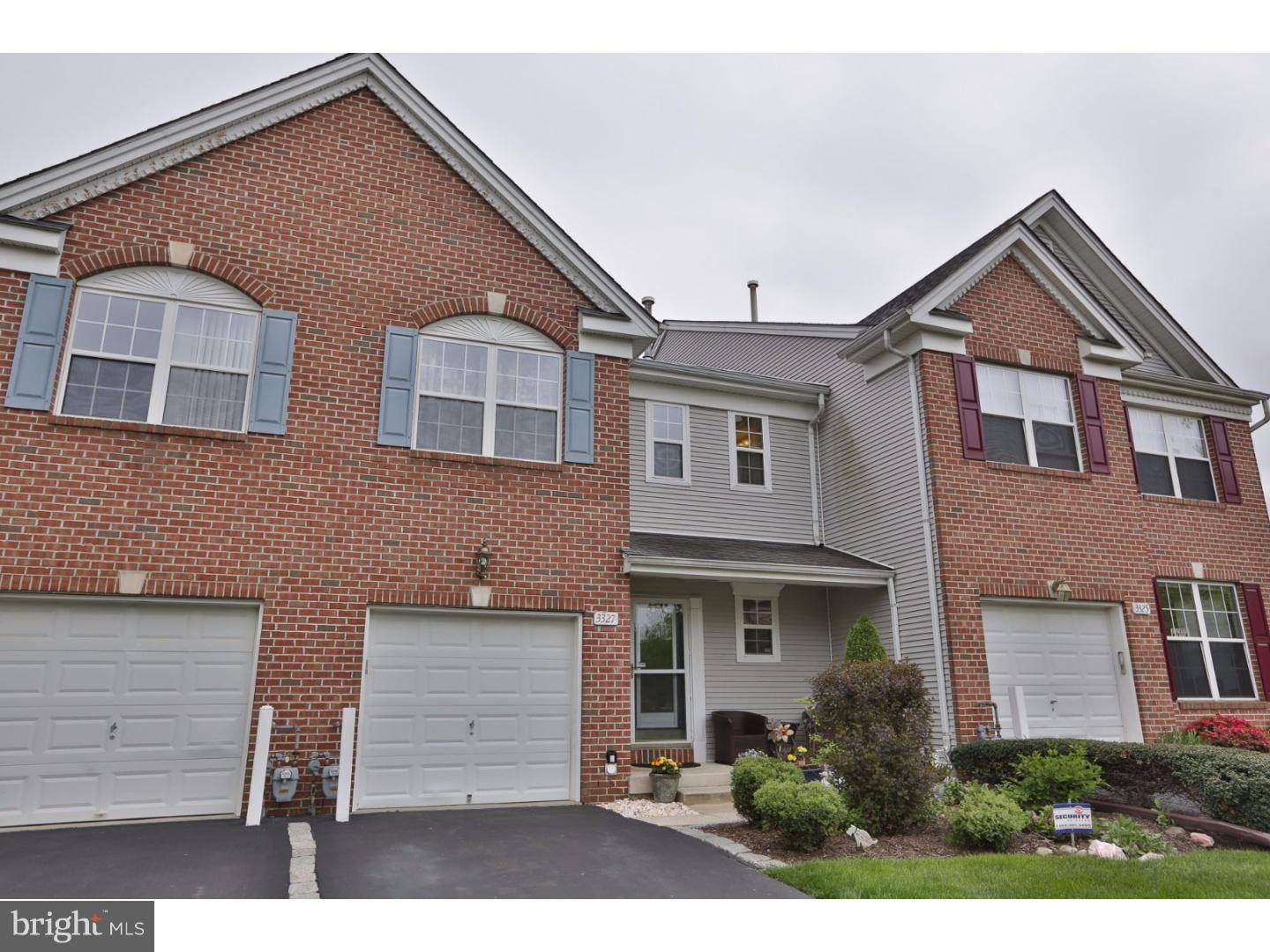 Huntingdon Valley, PA 19006,3327 WOODLAND CIR