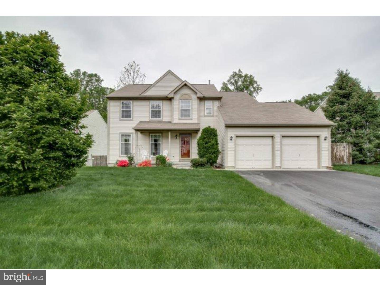 Westville, NJ 08093,4 HAWK VIEW CT