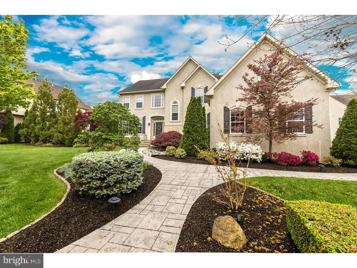 Cinnaminson, NJ 08077,3 FLORABUNDA LN