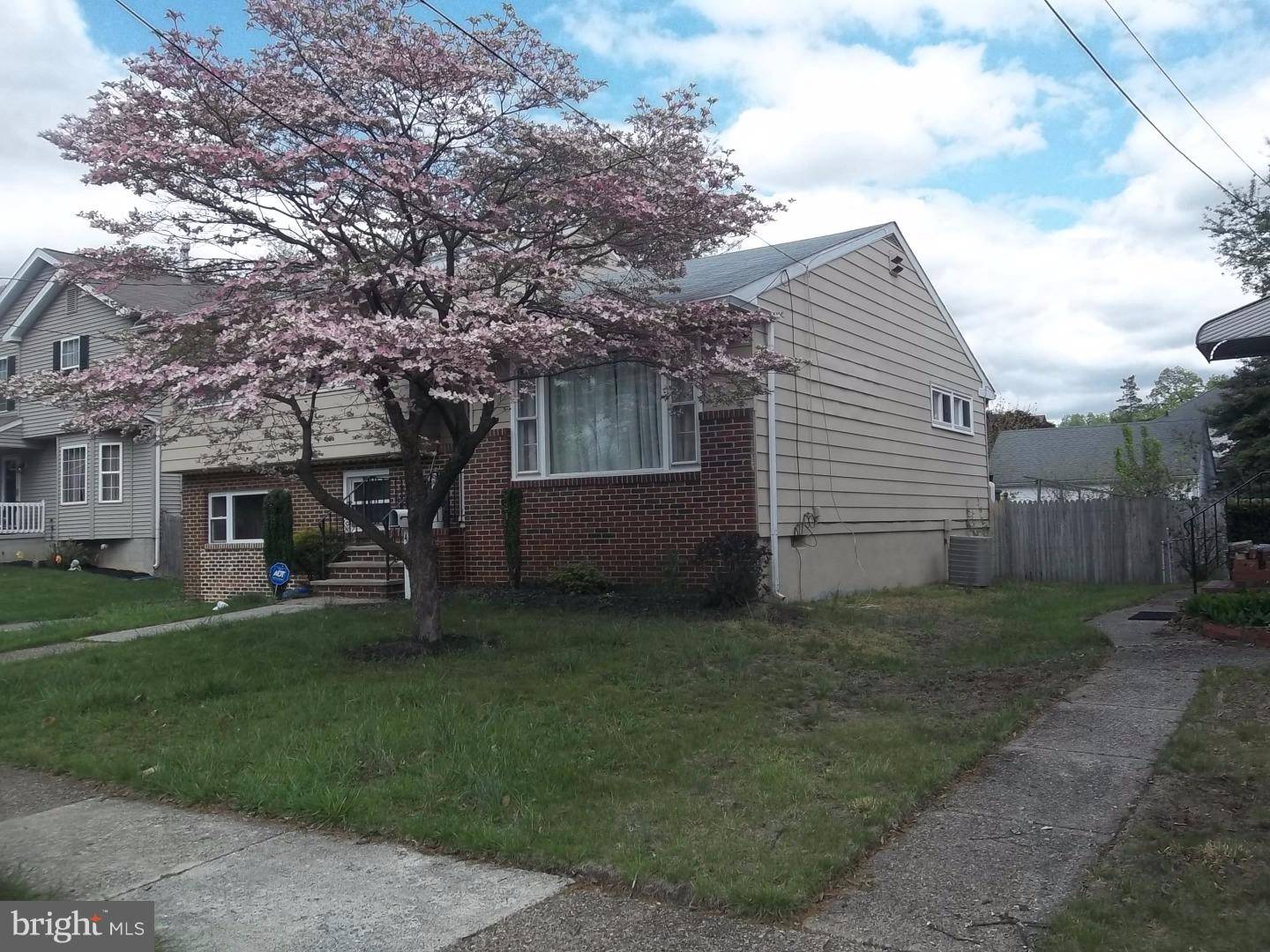 Pennsauken, NJ 08109,4808 OAK TER