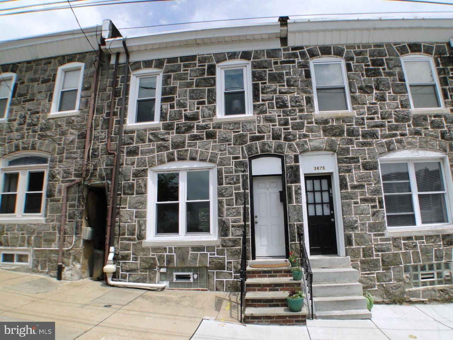 Philadelphia, PA 19128,3877 MANAYUNK AVE