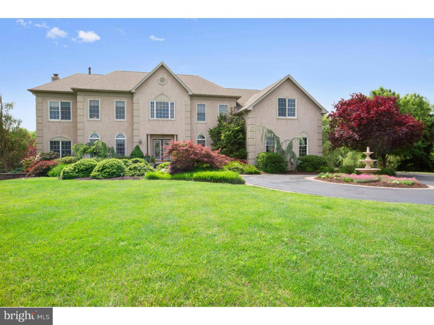 Moorestown, NJ 08057,725 BENTLEY CT