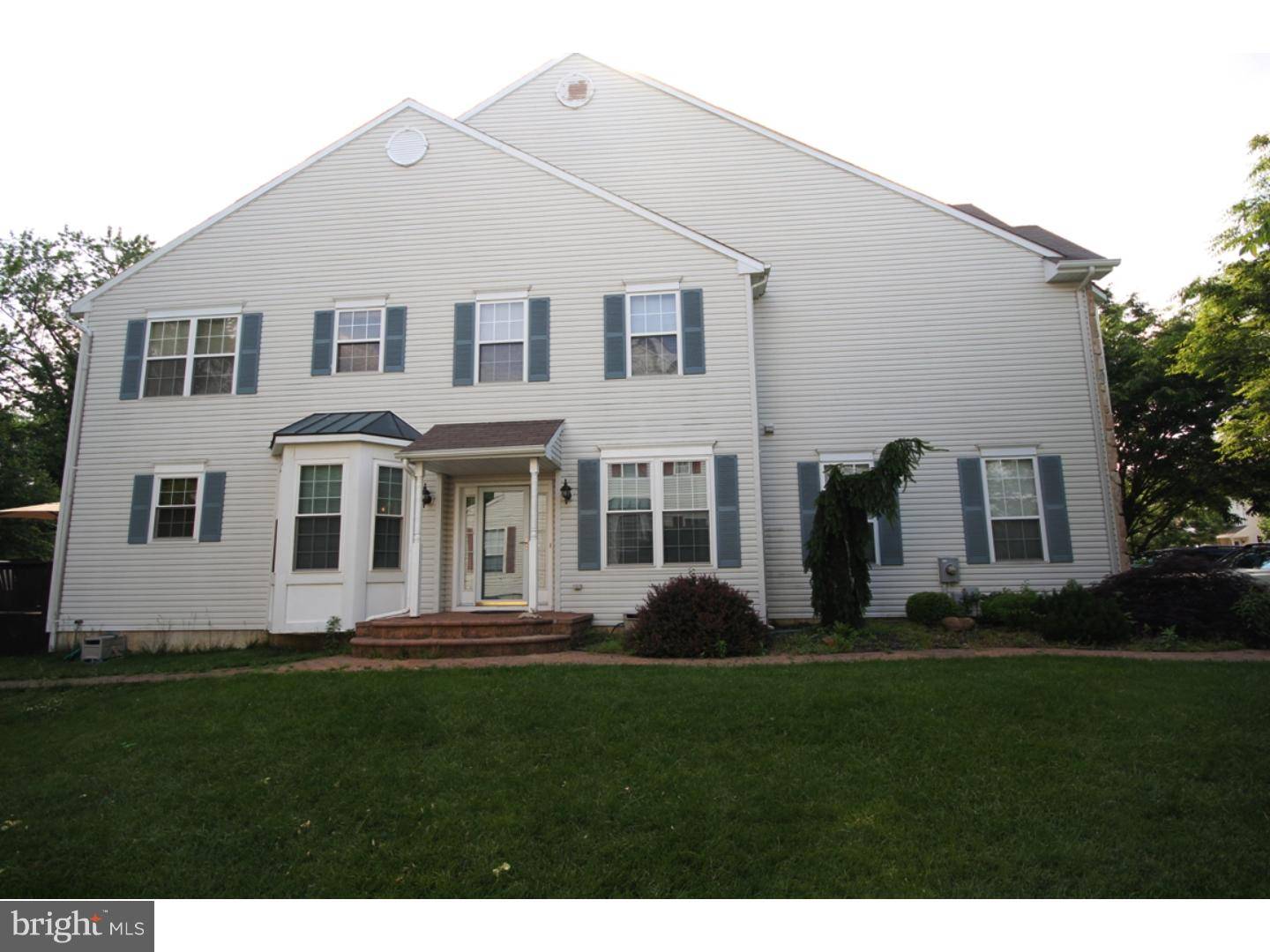 Burlington Township, NJ 08016,32 THREADLEAF TER