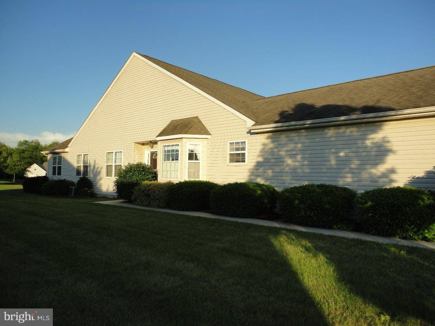 Royersford, PA 19468,307 JEFFERSON CT