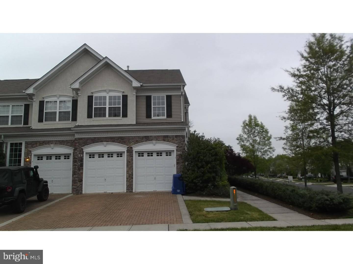 Westampton, NJ 08060,2 YORKSHIRE LN