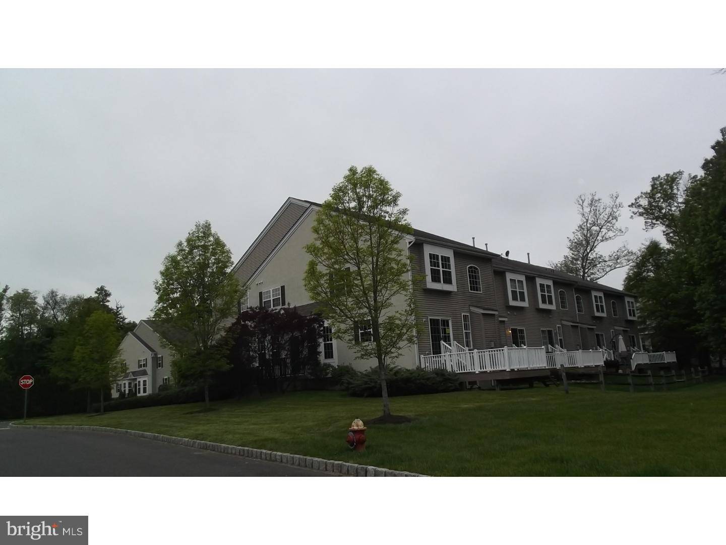 Westampton, NJ 08060,2 YORKSHIRE LN