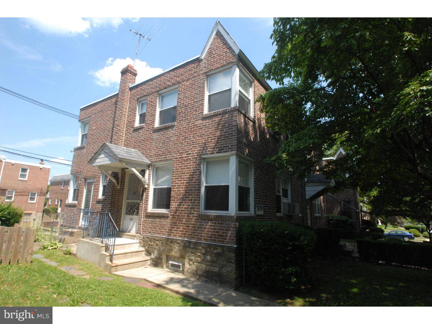 Philadelphia, PA 19111,735 DISSTON ST