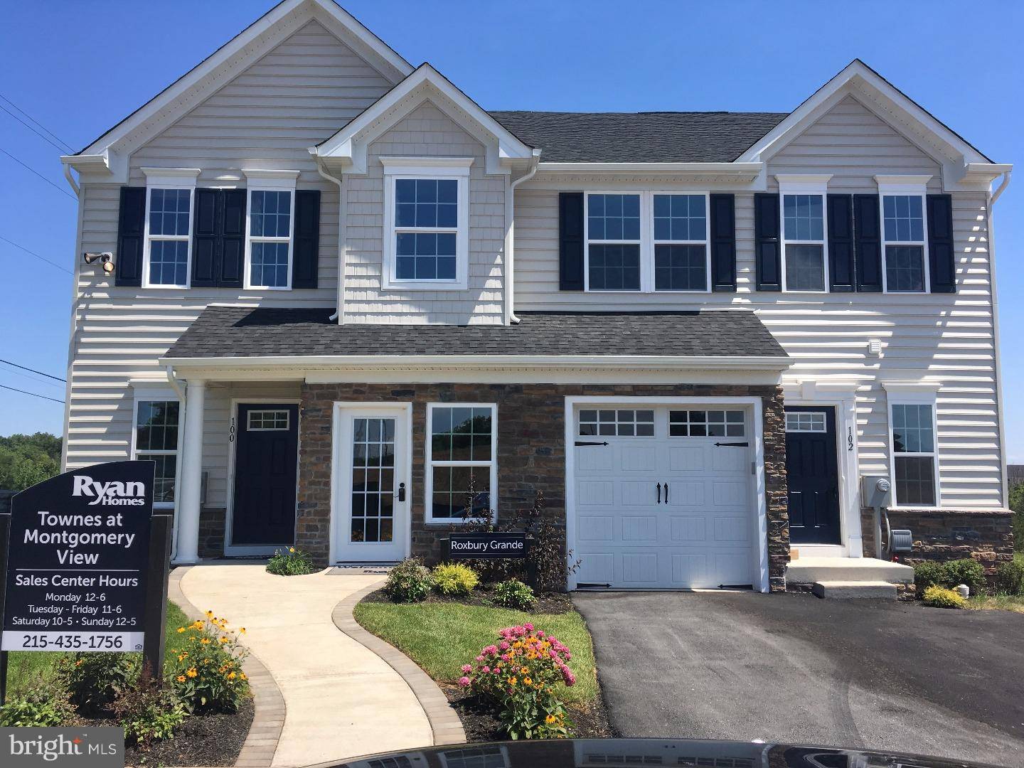 Gilbertsville, PA 19525,102 KATI CT