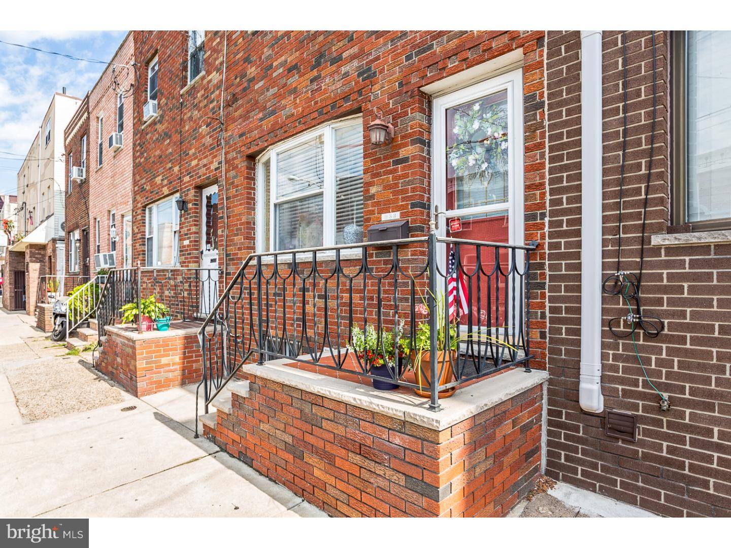 Philadelphia, PA 19148,933 MORRIS ST