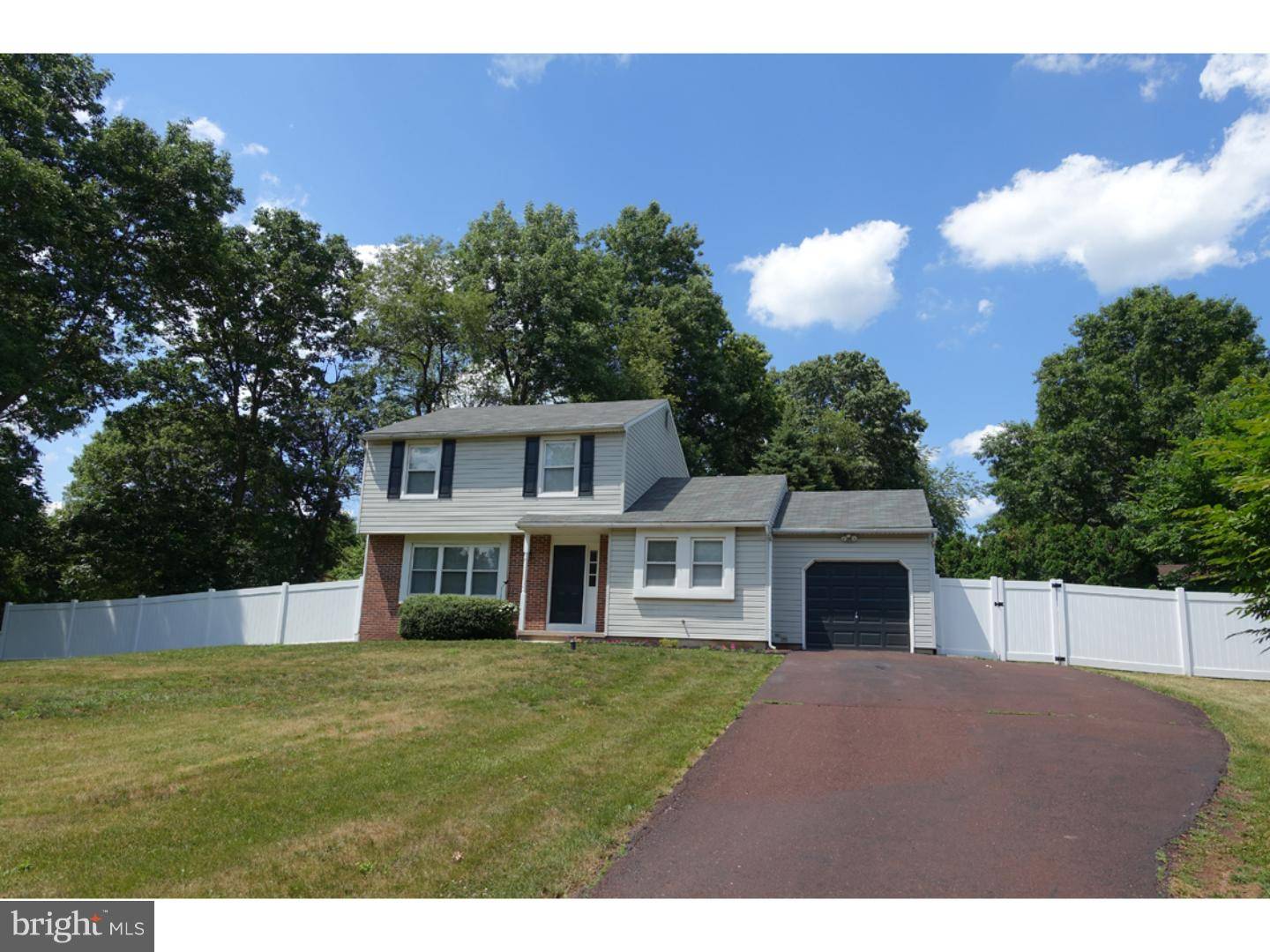 Harleysville, PA 19438,765 BOB BEA LN