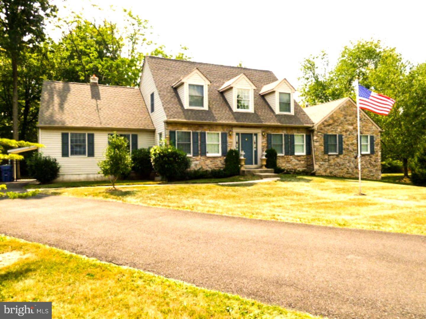 North Wales, PA 19454,442 AMITY LN